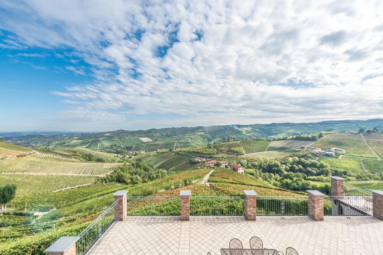 Villa Bricco Paglieri, Entire Villa 阿尔巴 外观 照片