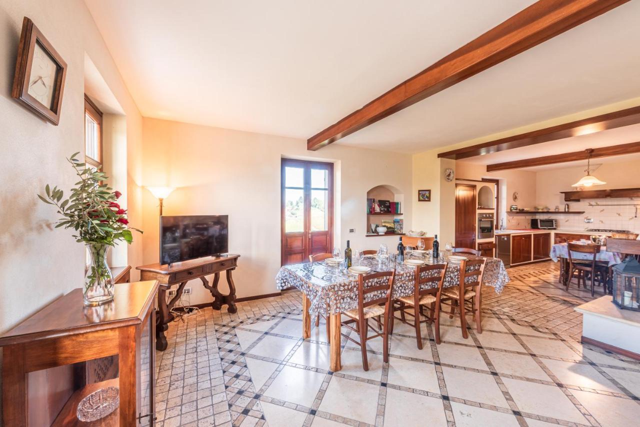 Villa Bricco Paglieri, Entire Villa 阿尔巴 外观 照片