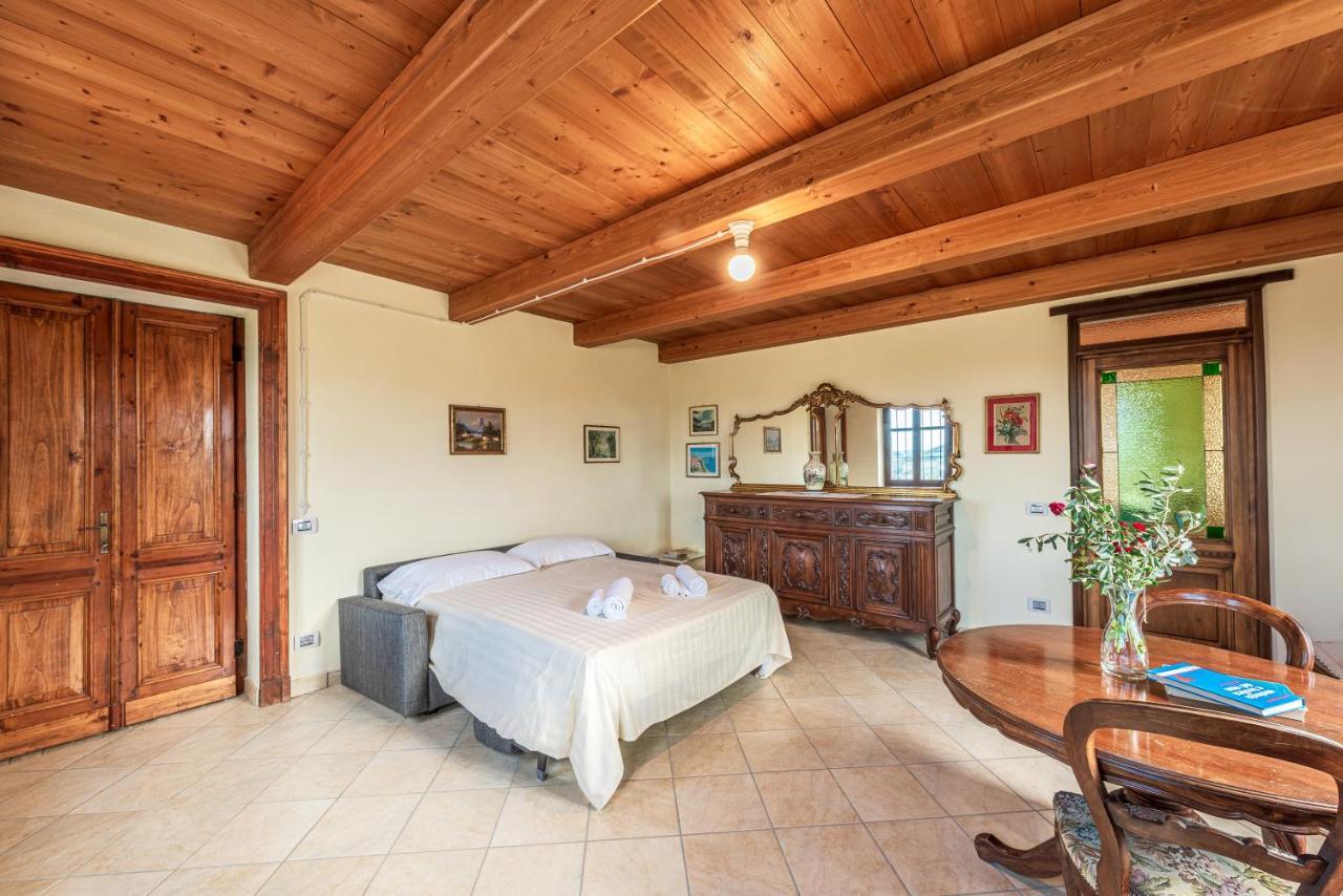 Villa Bricco Paglieri, Entire Villa 阿尔巴 外观 照片