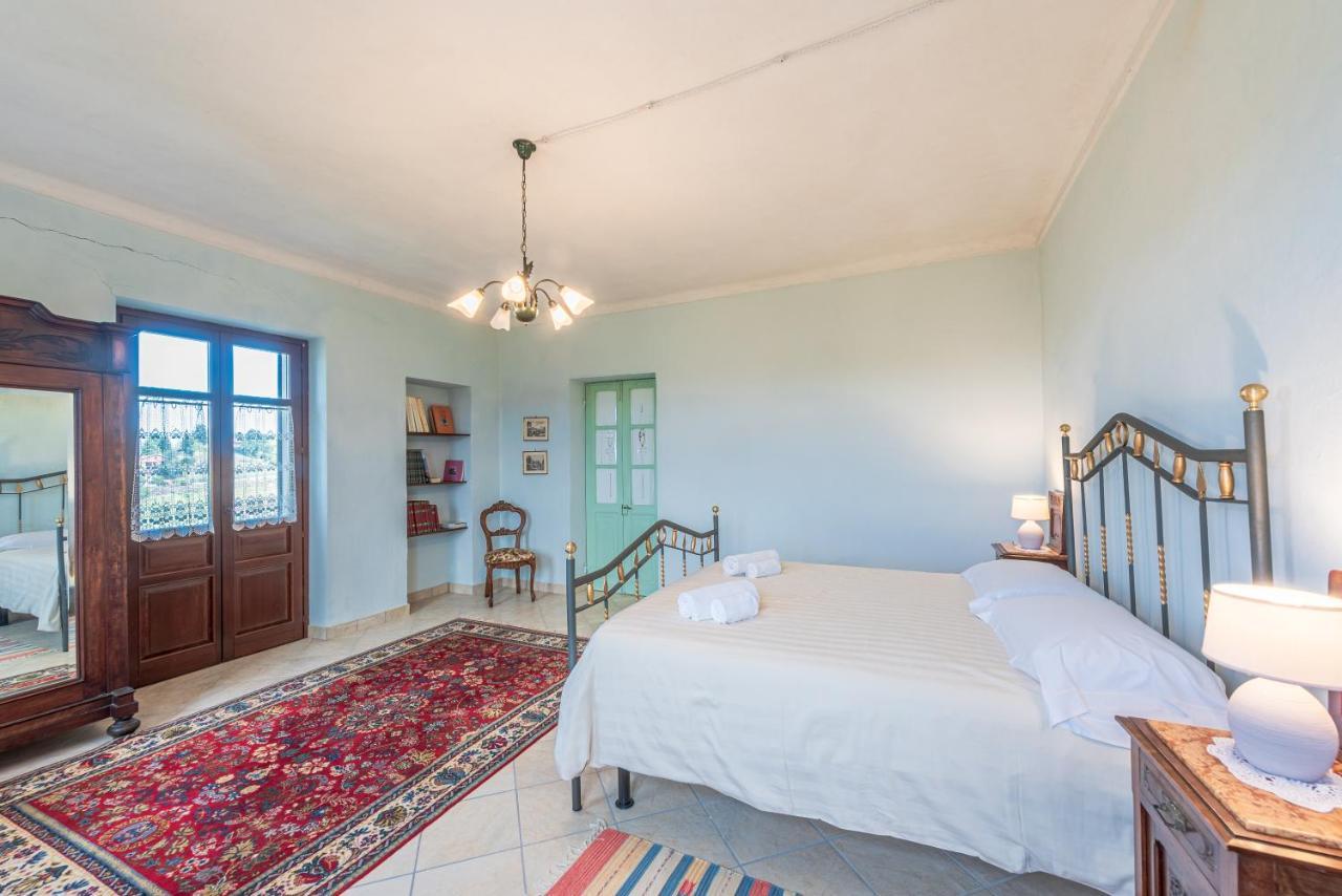 Villa Bricco Paglieri, Entire Villa 阿尔巴 外观 照片