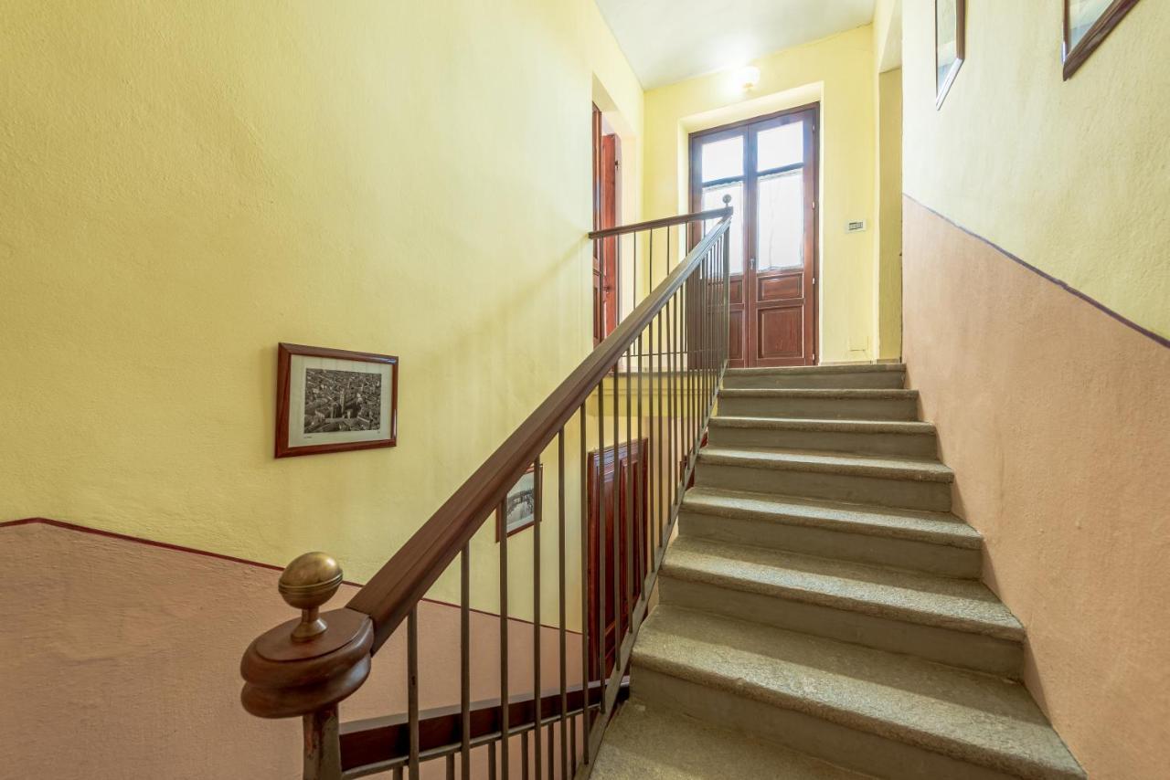Villa Bricco Paglieri, Entire Villa 阿尔巴 外观 照片